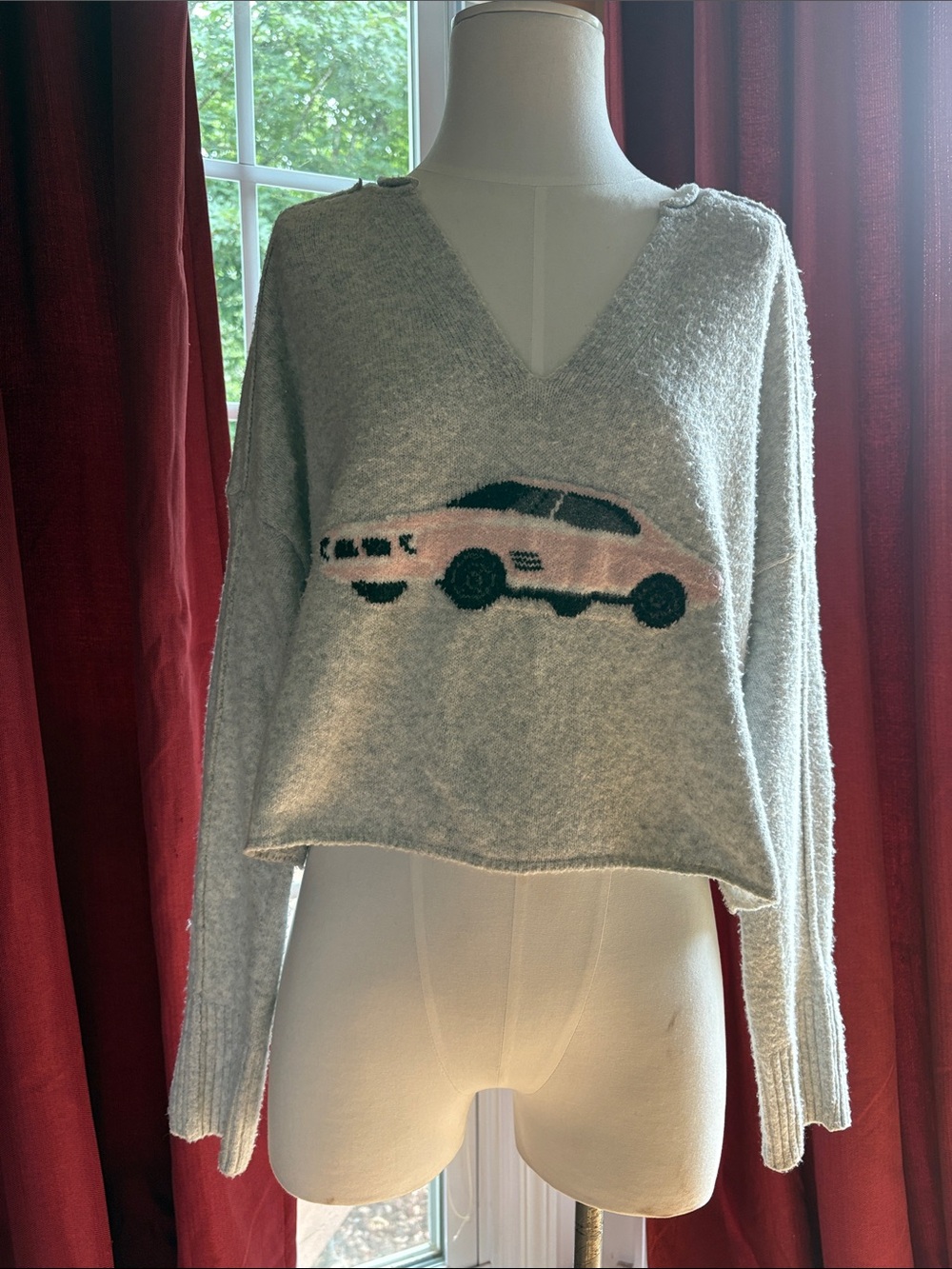 HOLLISTER Gray V-Neck Women's Sweater with Pink Car Motif, XS